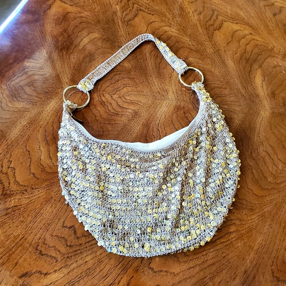 Gold Hammock Style Shoulder Bag - Picture 4 of 4